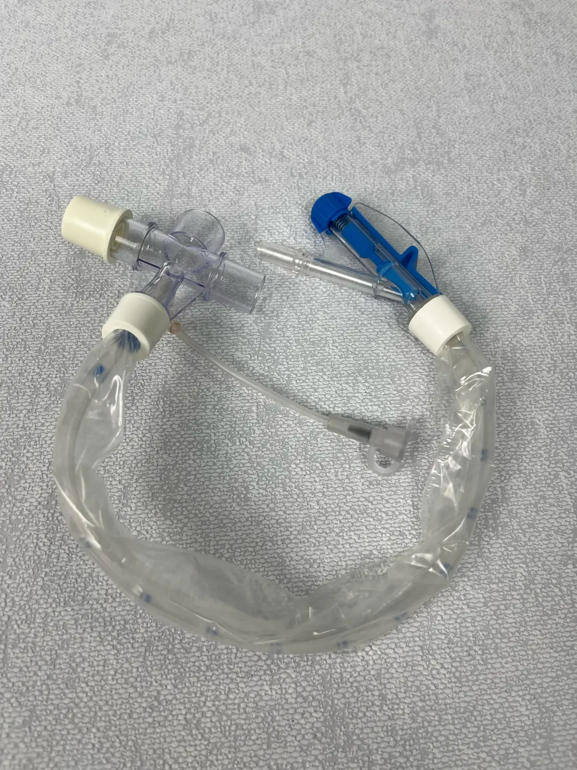 Chirurgische Tracheotomie von Marvin Kuberski